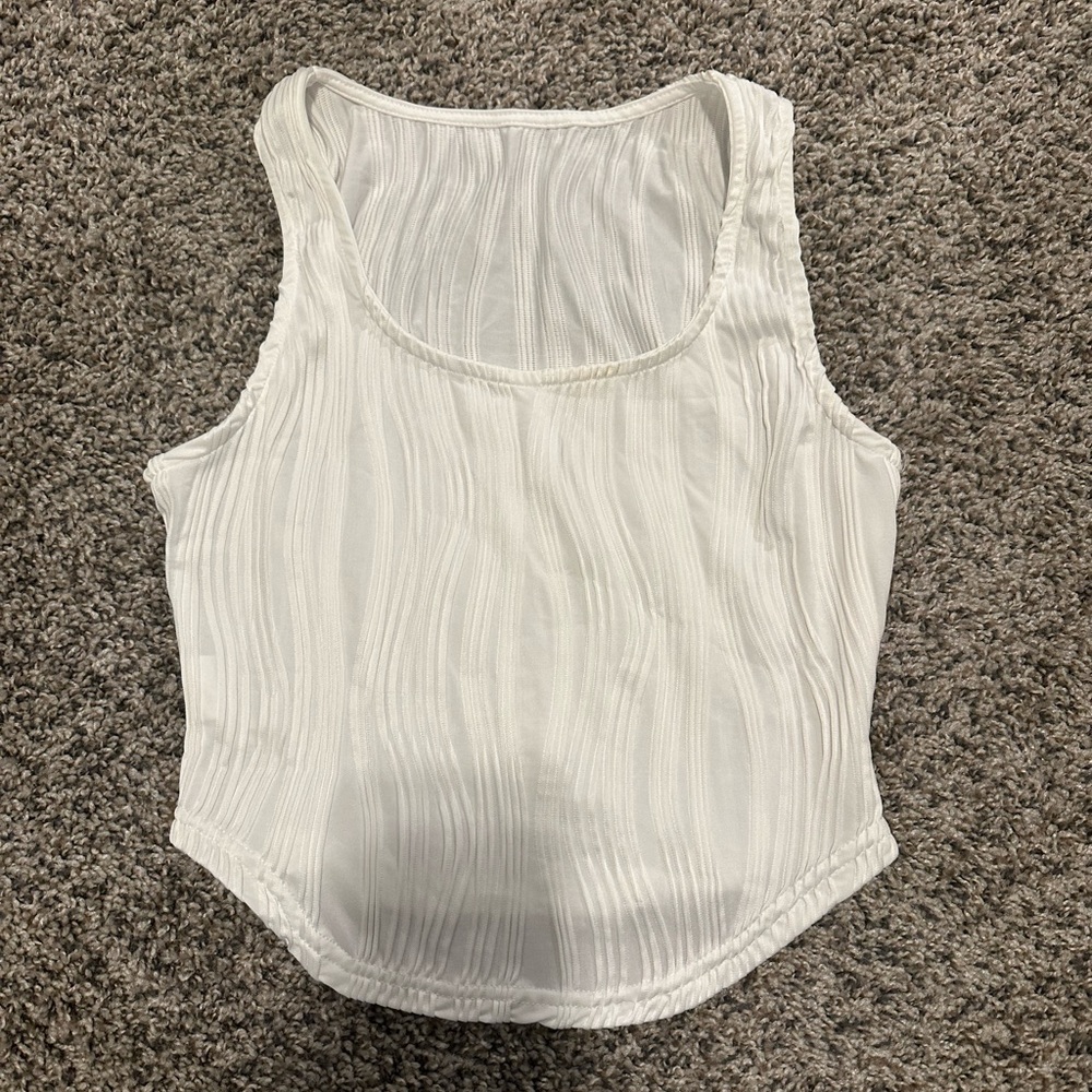 Ivory waved tank top